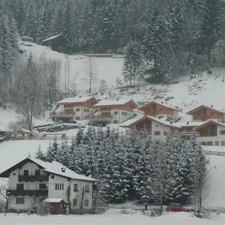 Feriehus Sunlit Alpine Wald im Pinzgau