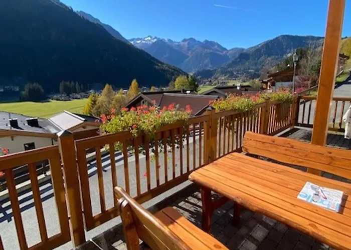 Dağ evi In Koenigsleiten Near Lift *